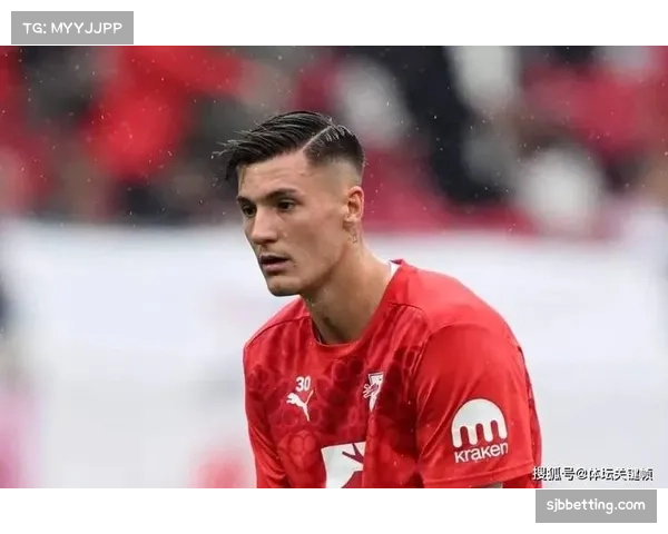 曼联锋线姆贝莫库尼亚塞斯科组合 理论效率待实战检验 曼联锋线姆贝莫库尼亚塞斯科组合 理论效率待实战检验